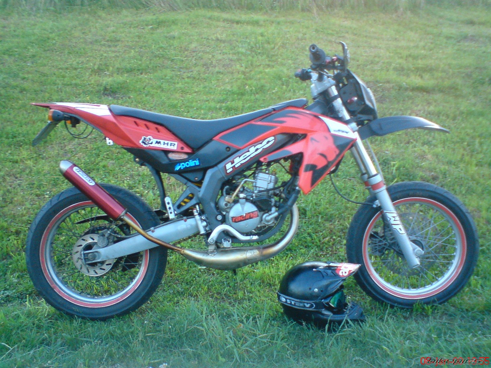 Photo 1343789