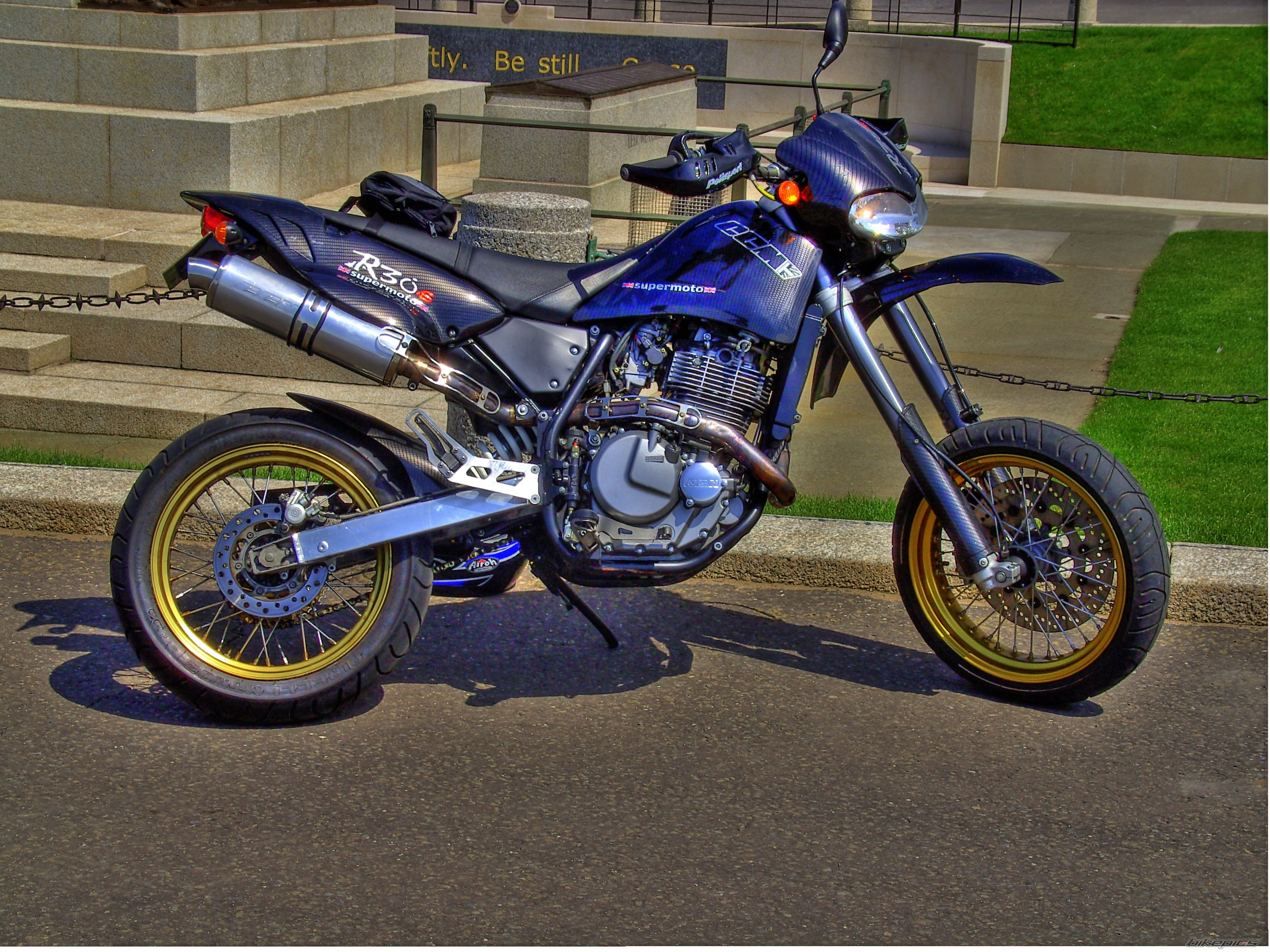 Bike Photo 1343886