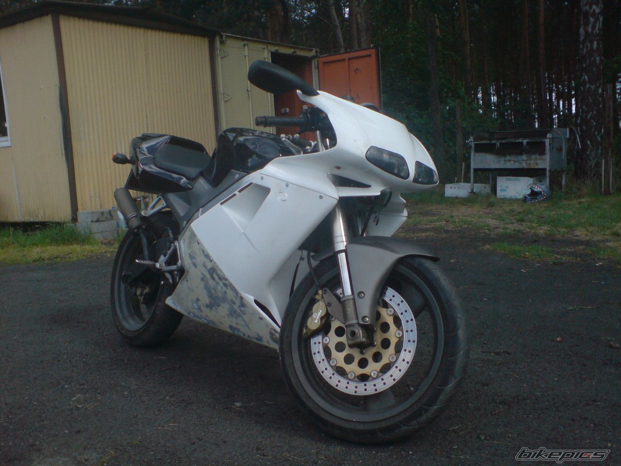 Photo 1344076