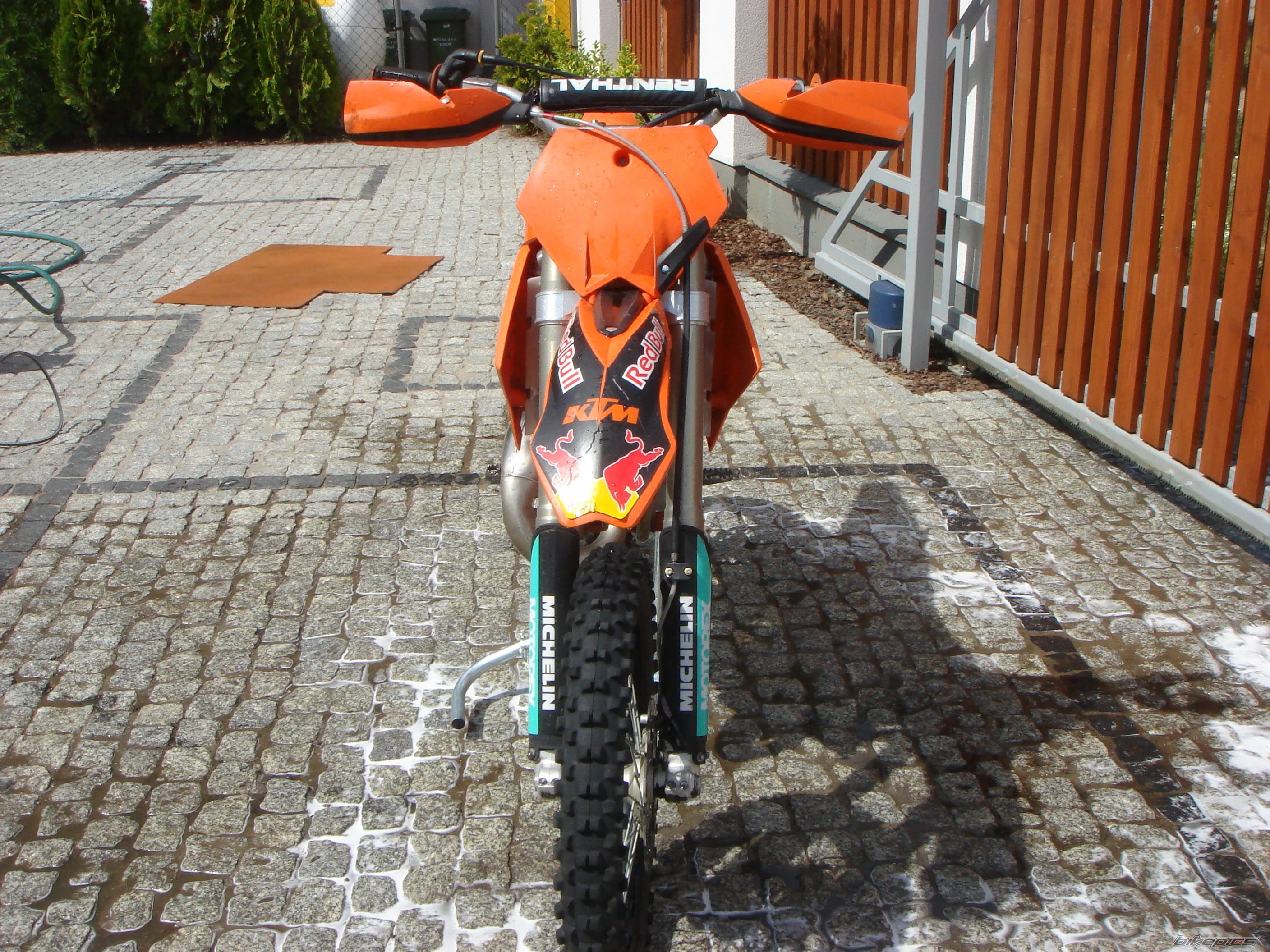 Photo 1344234