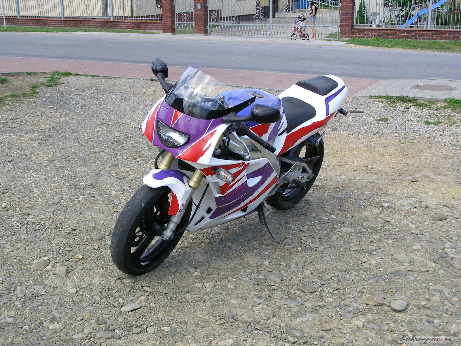Photo 1344336