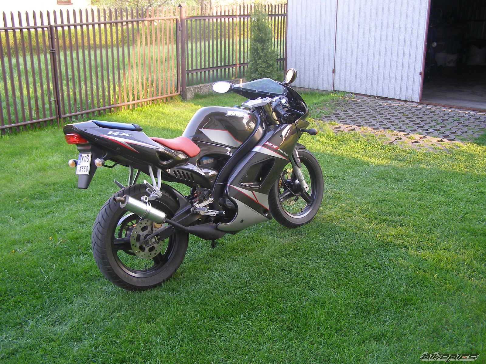 Photo 1344357