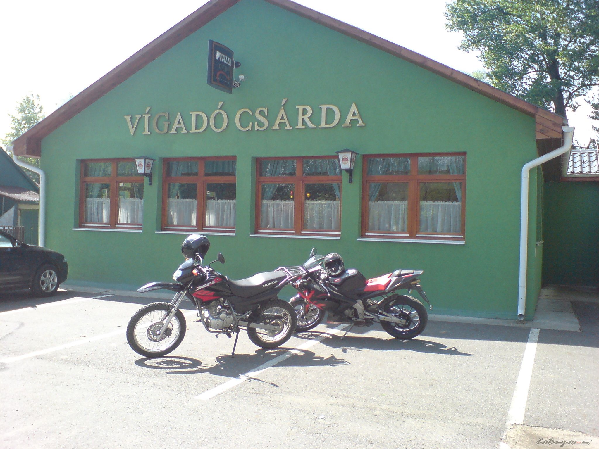Photo 1344386