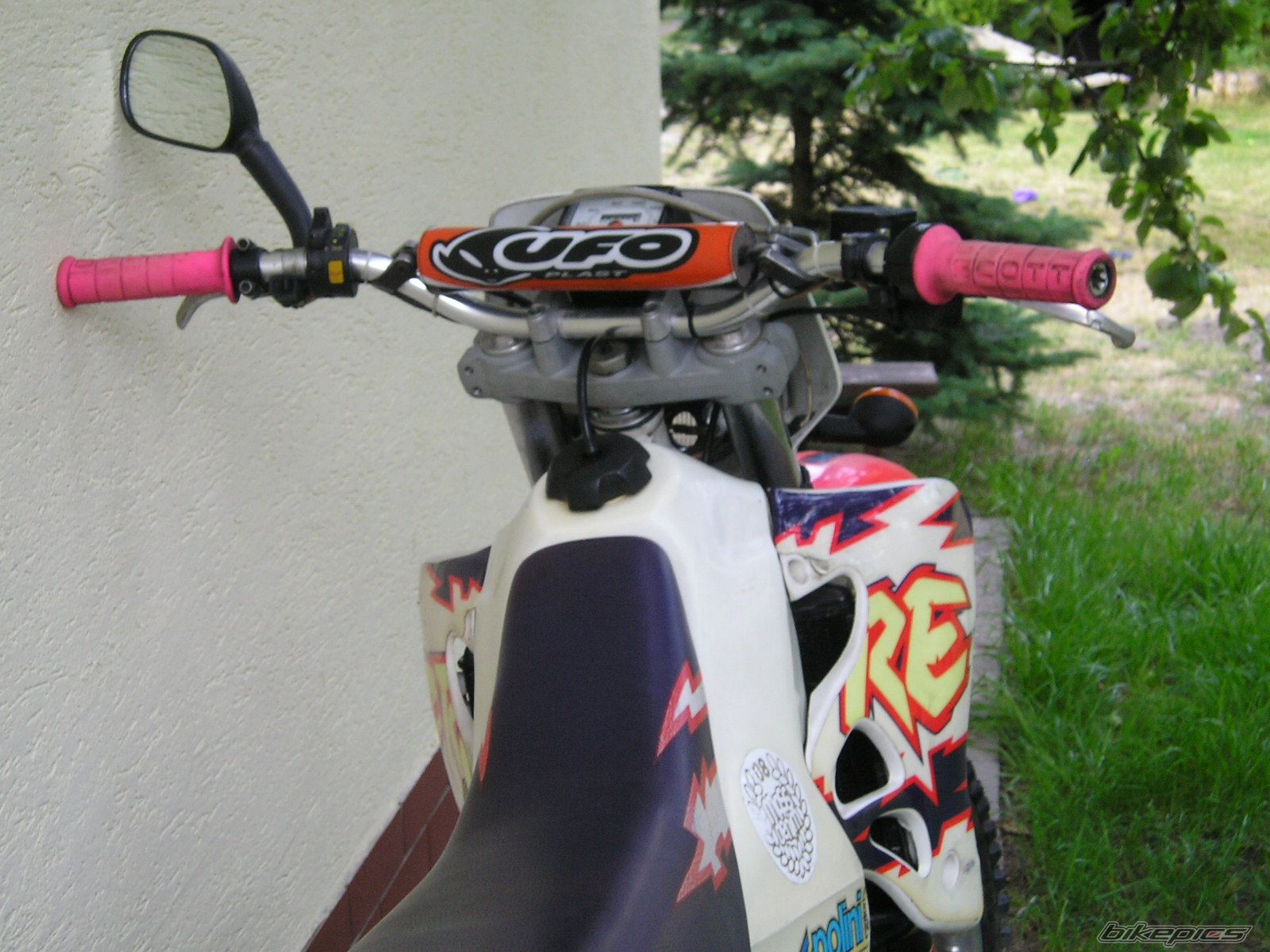 Photo 1344770