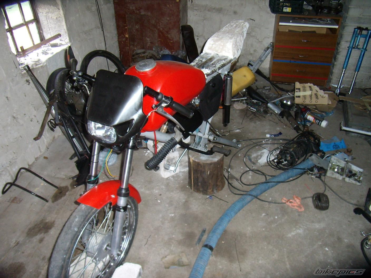 Photo 1344819