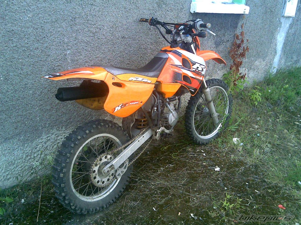 Photo 1345032