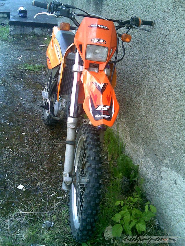 Photo 1345035