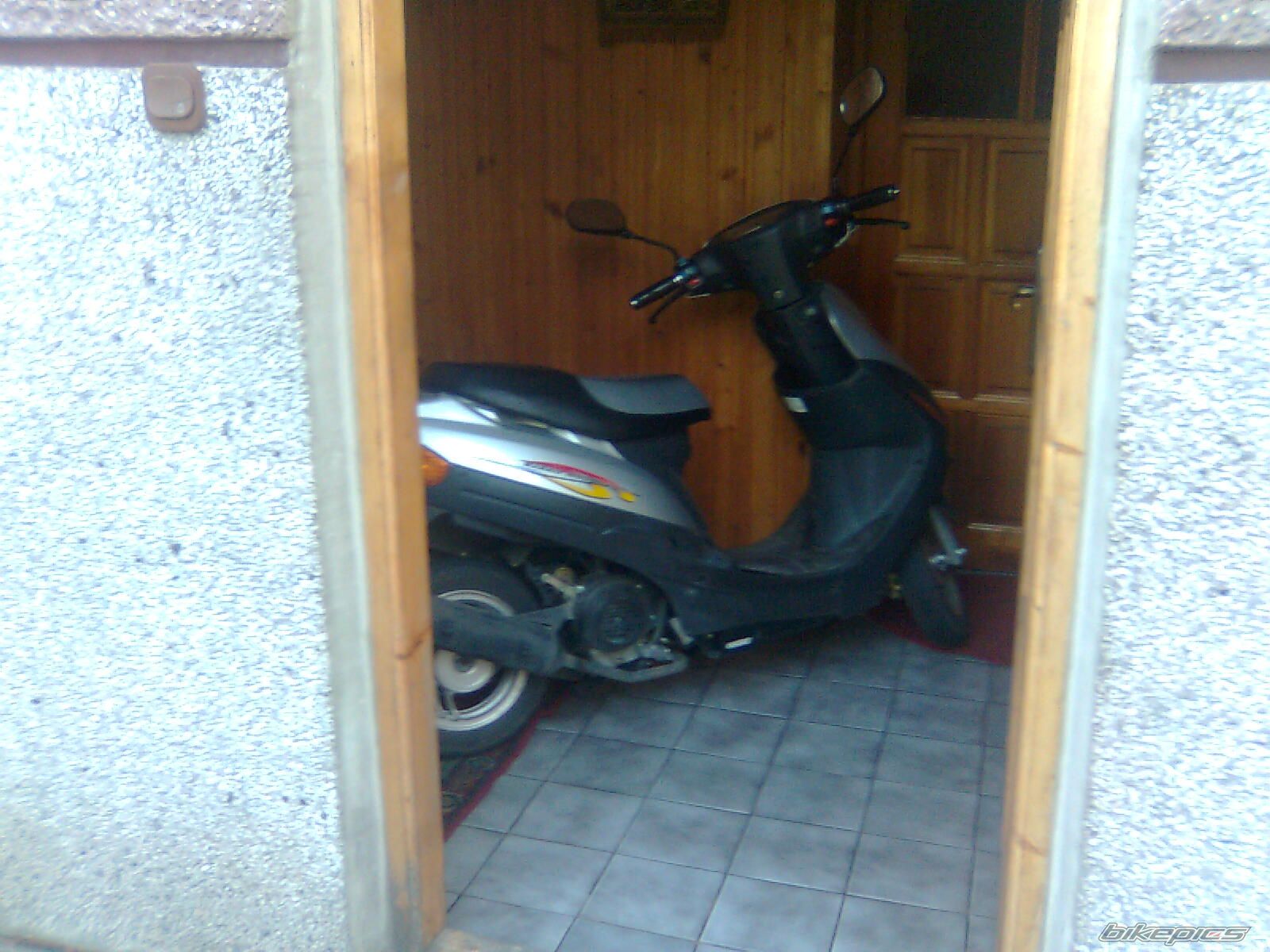 Photo 1345392