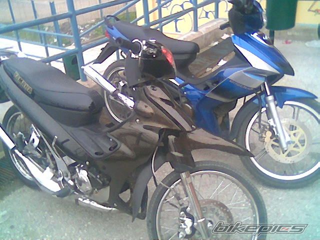 Photo 1345409