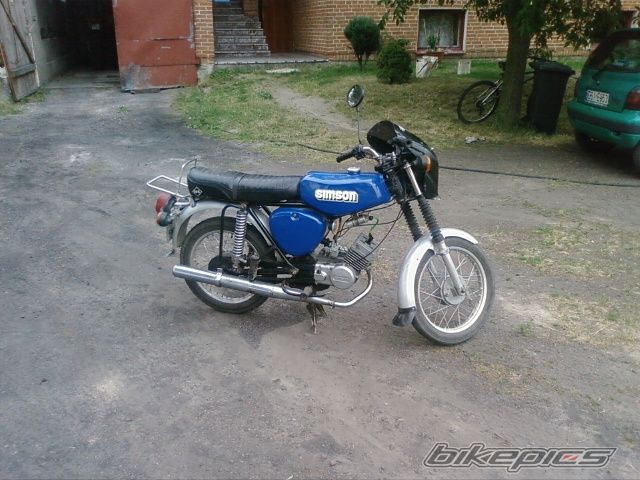 Photo 1345415