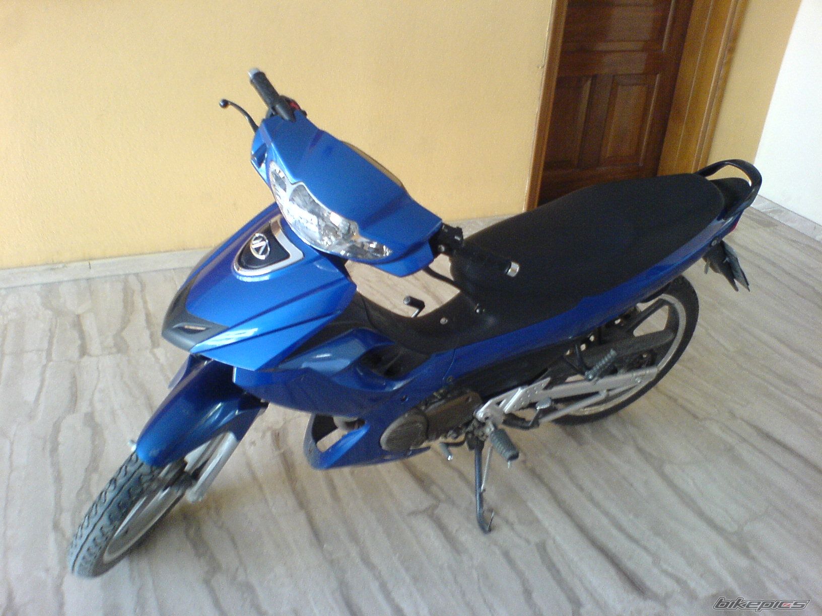 Photo 1345416