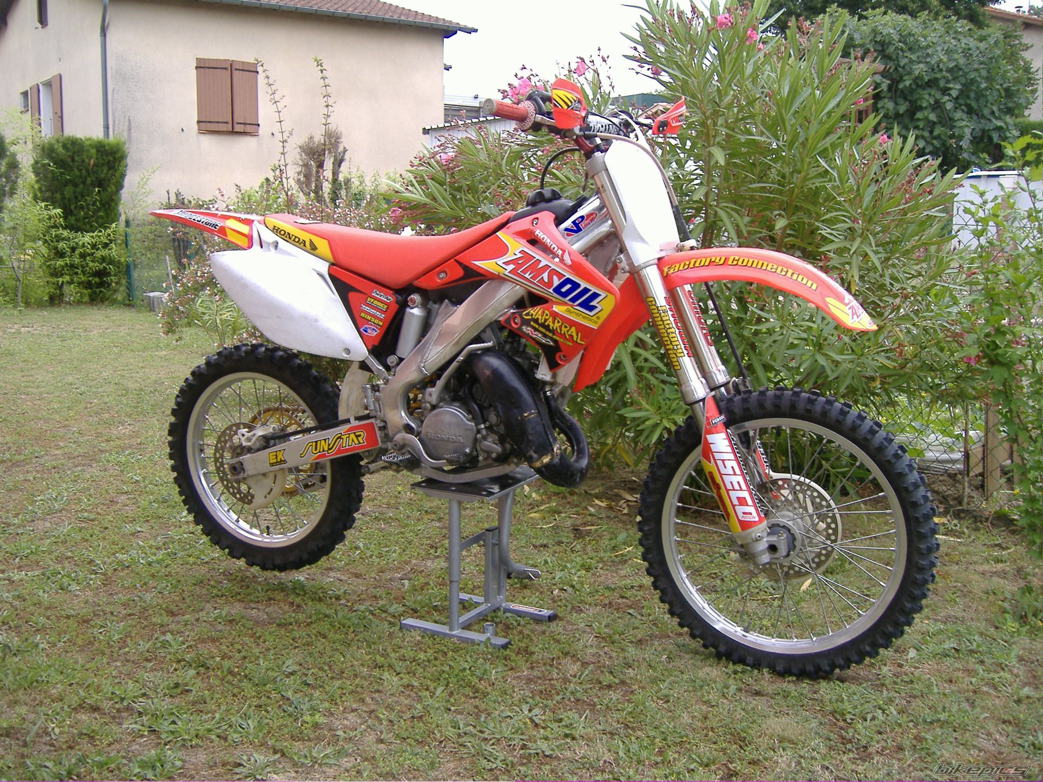 Photo 1345640