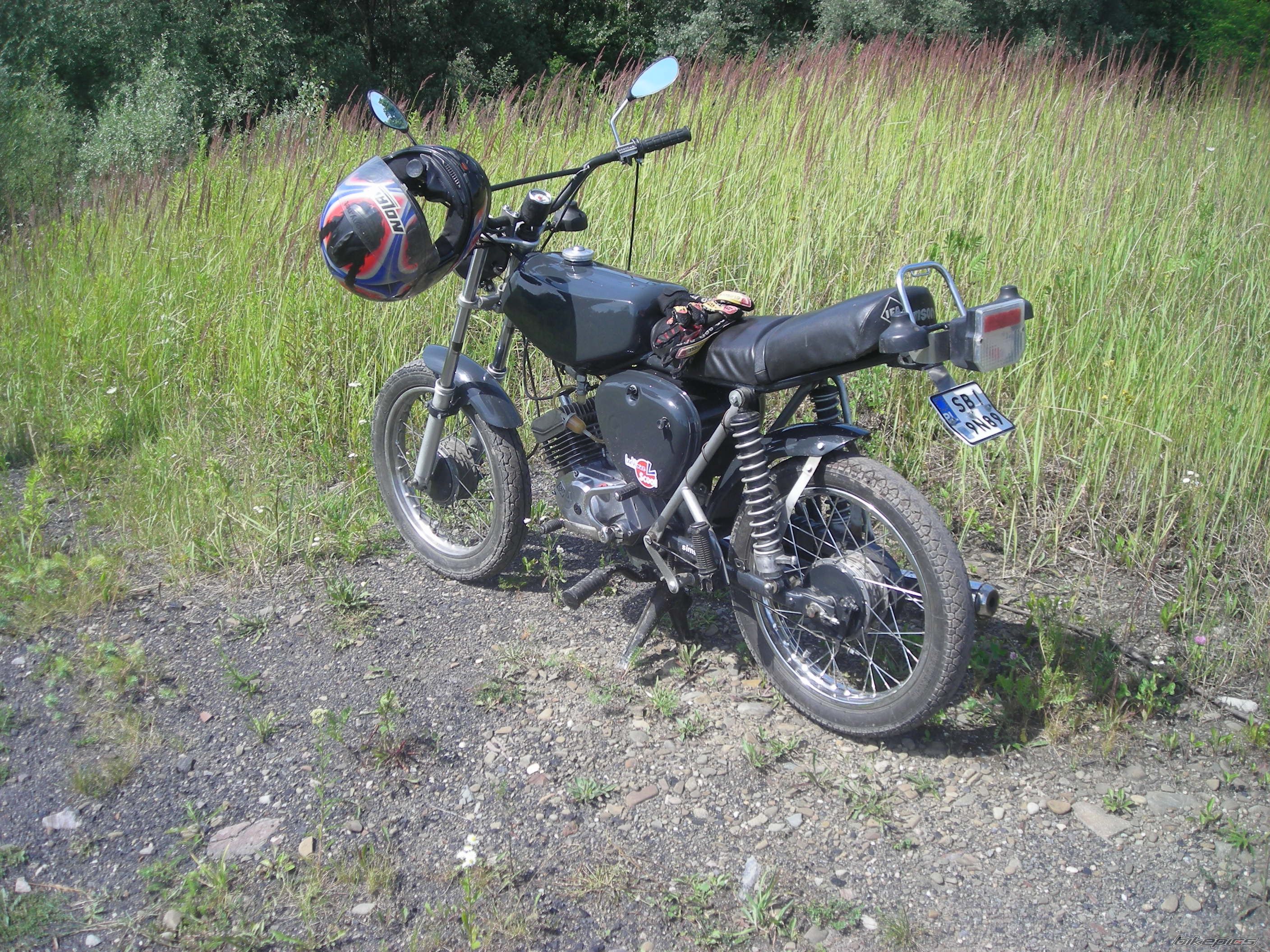 Photo 1345853