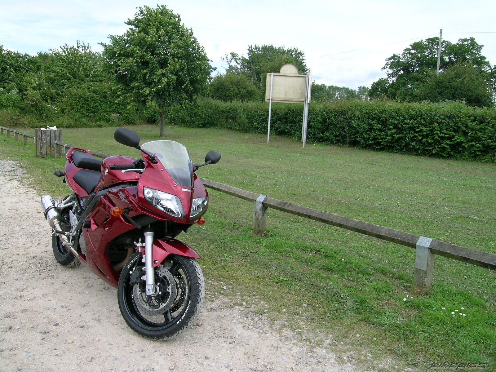Photo 1345857