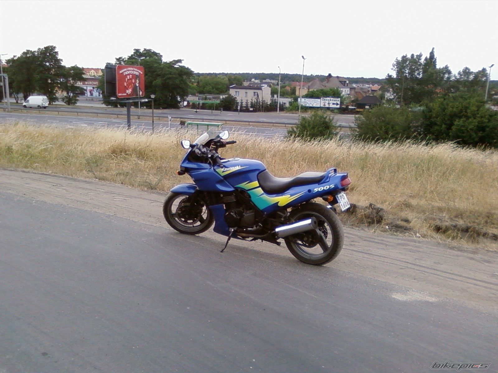 Photo 1345900