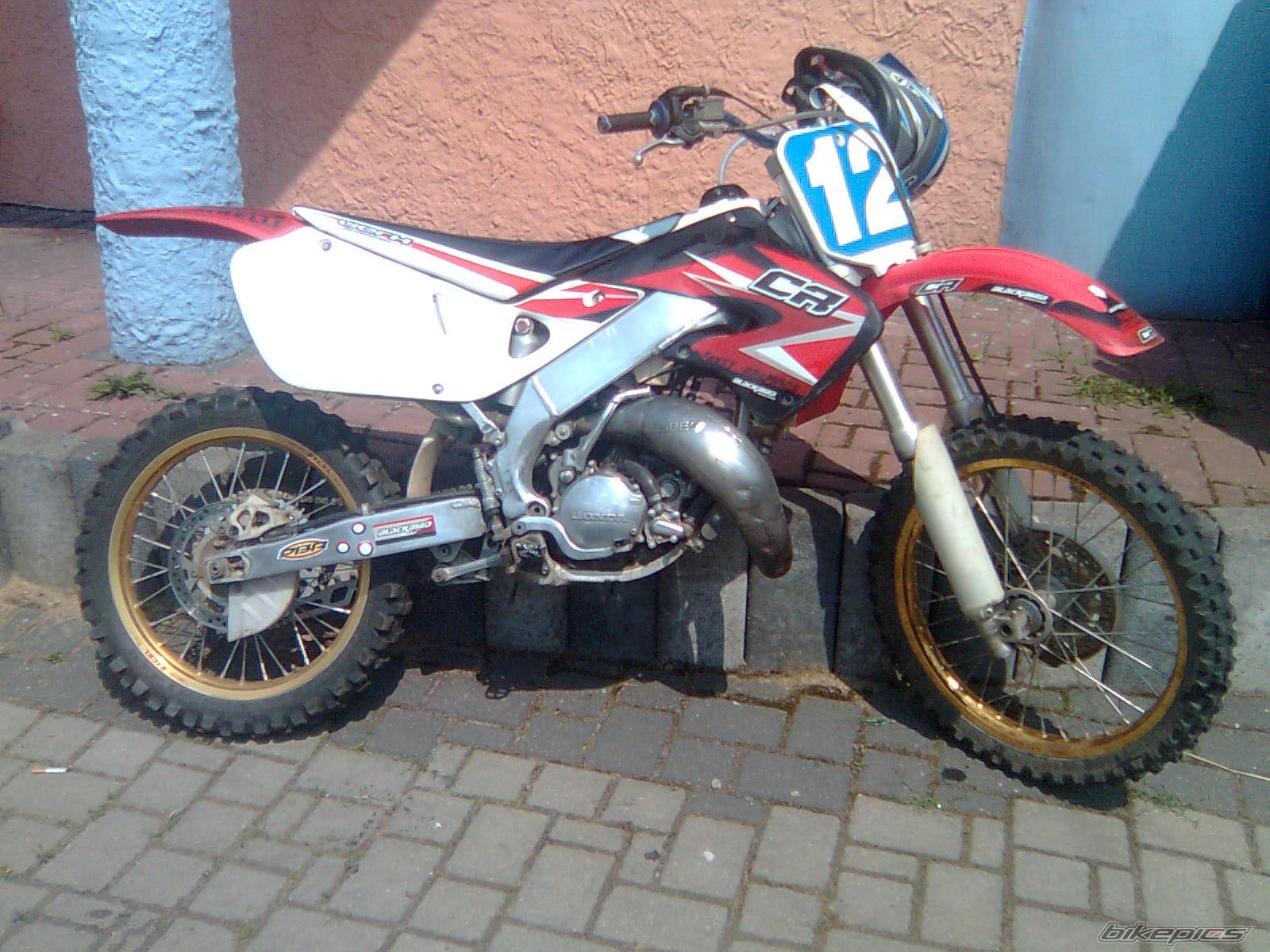 Photo 1345963
