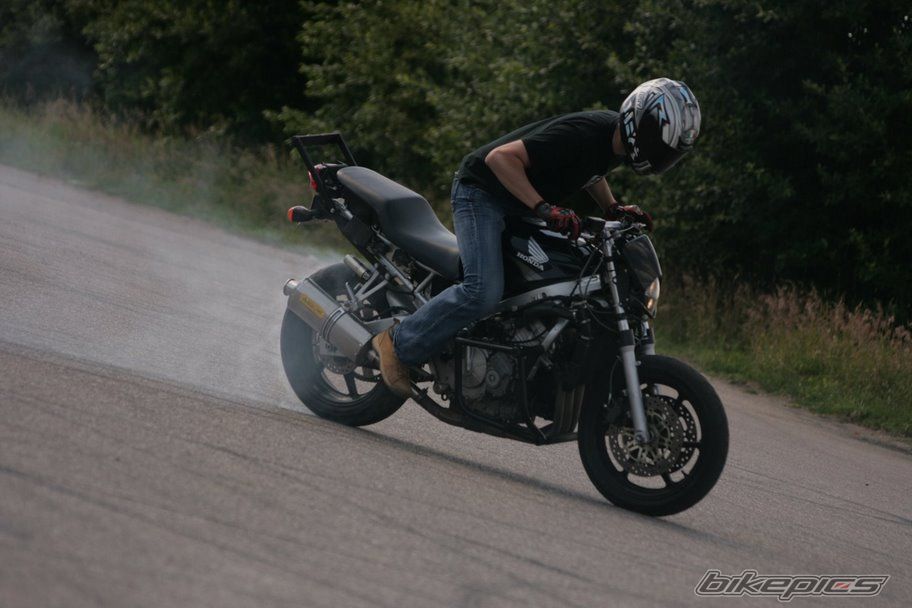 Photo 1345969