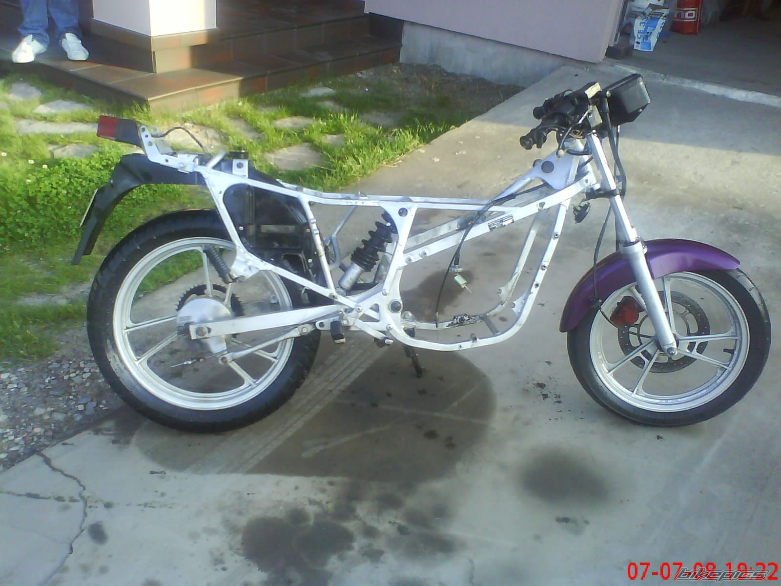 Photo 1346010
