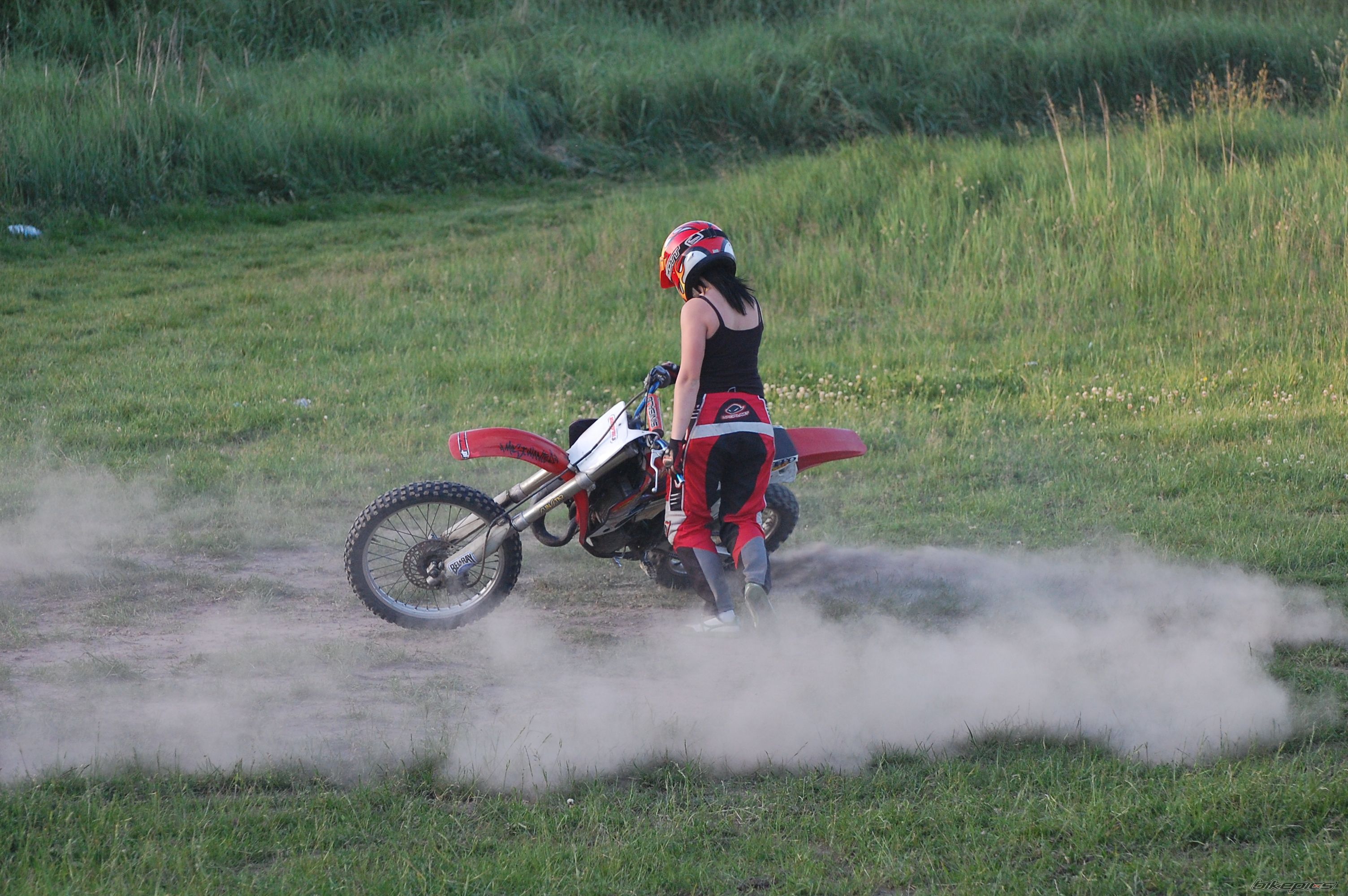 Photo 1346345