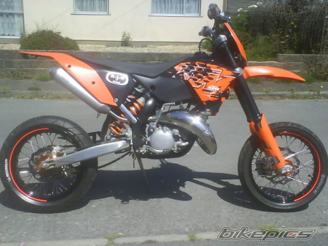 Photo 1346369