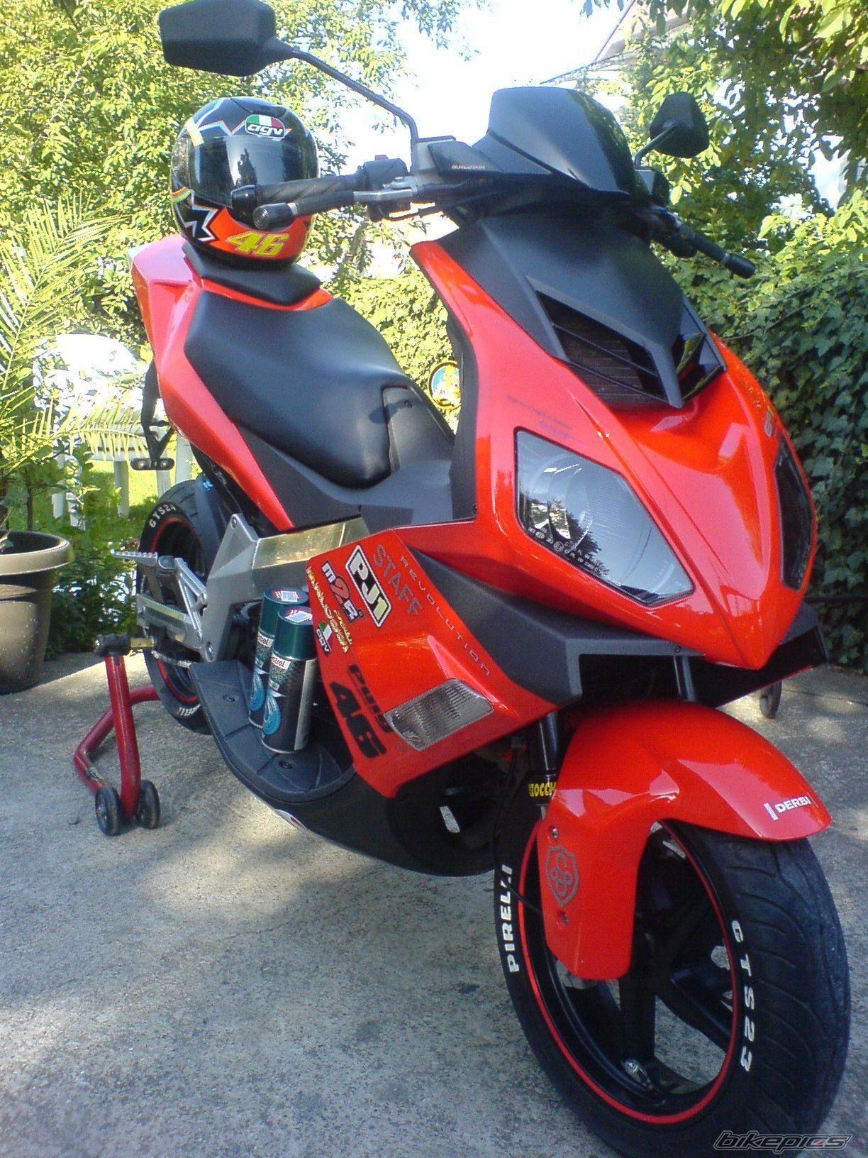 Photo 1346954