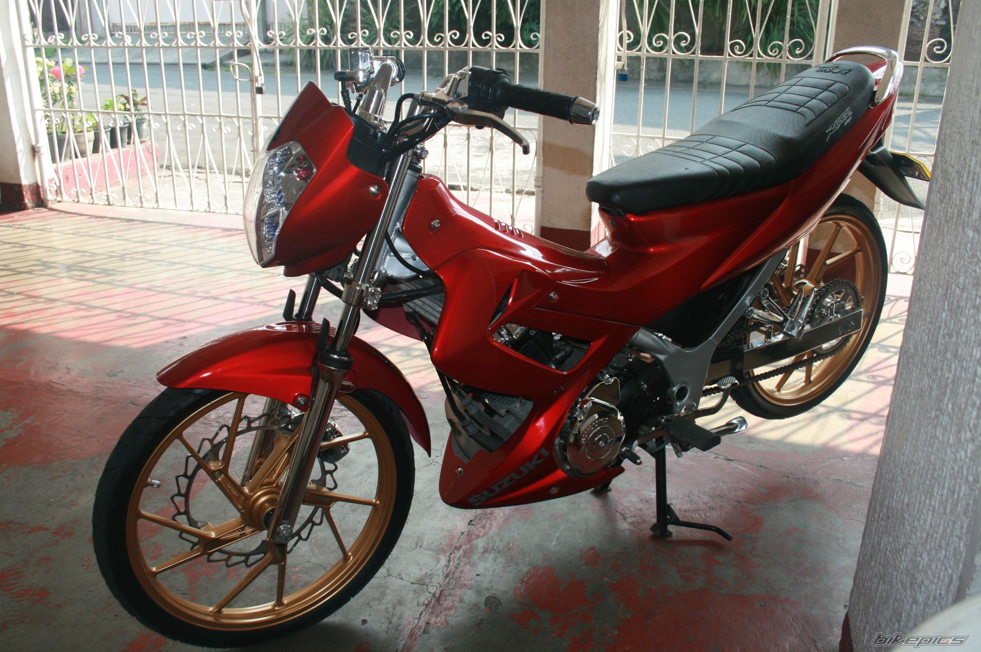 Photo 1347200