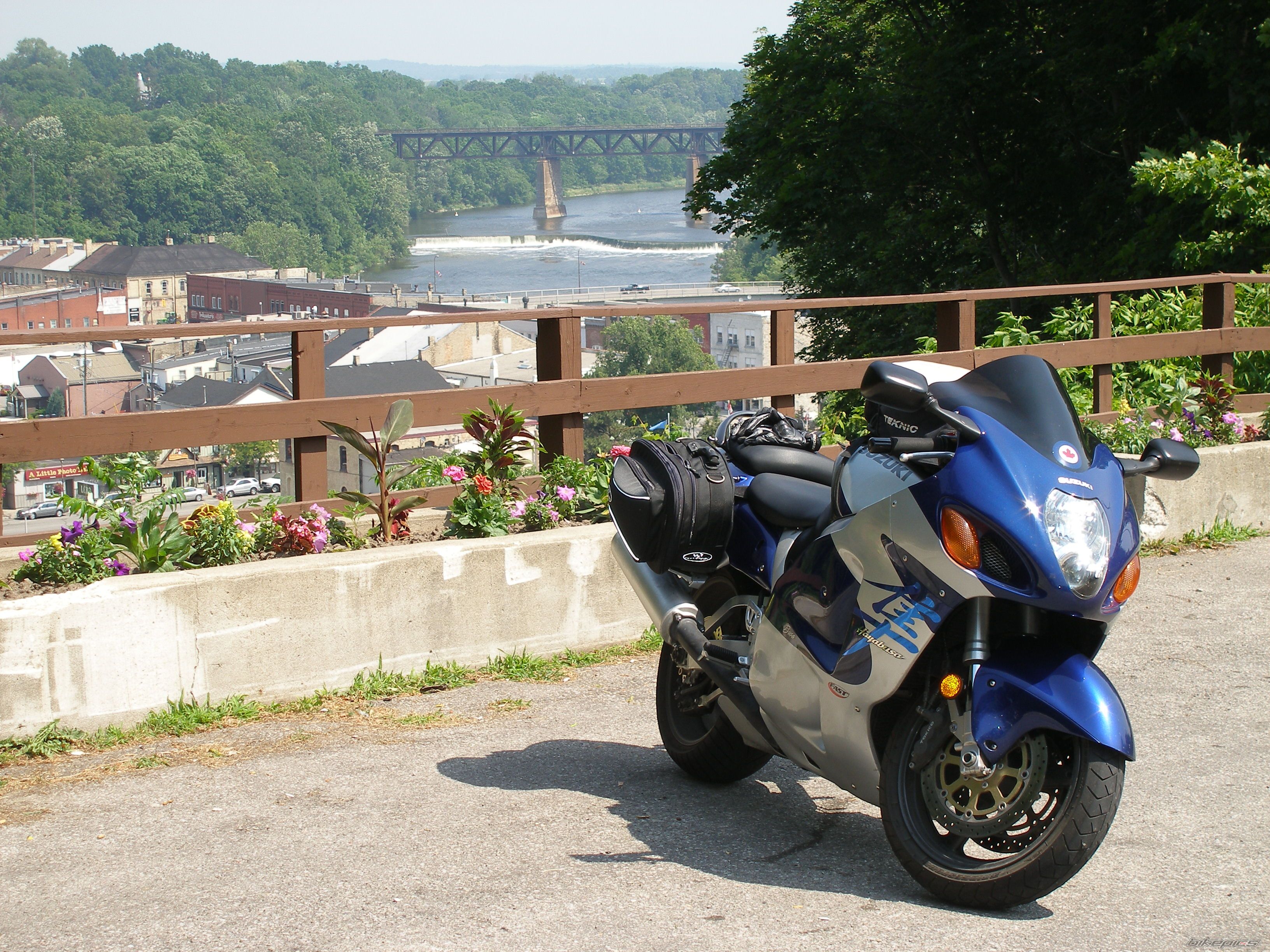 Photo 1347221