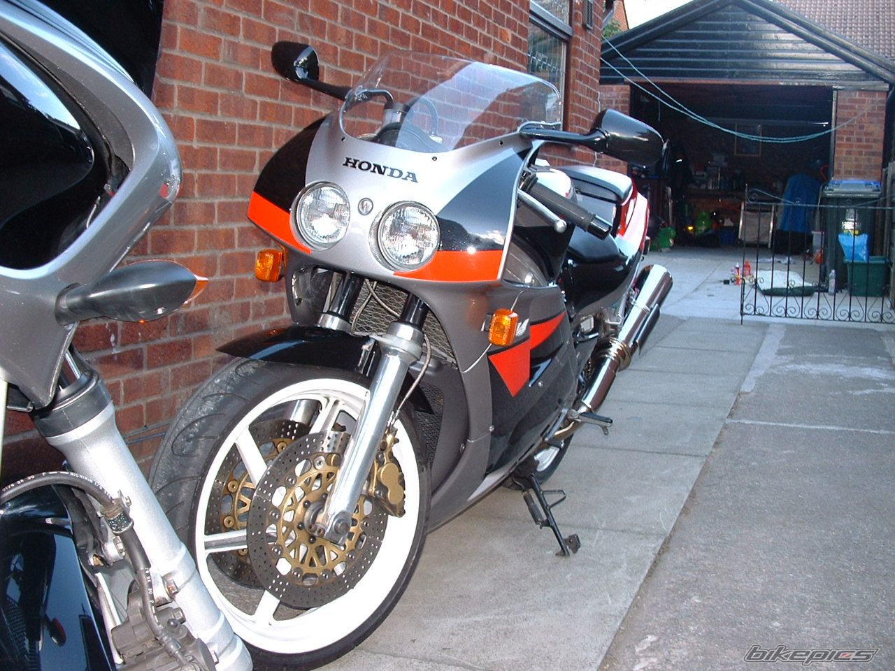 Photo 1347461