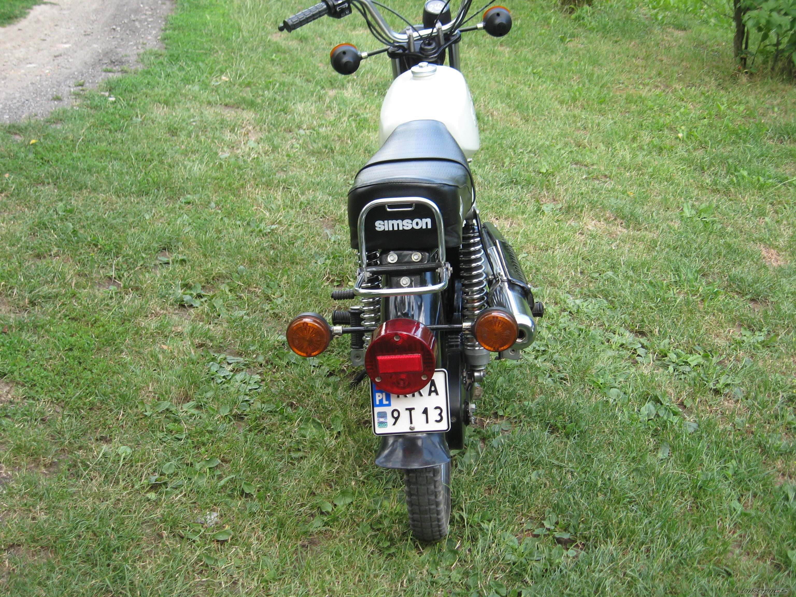 Photo 1347577