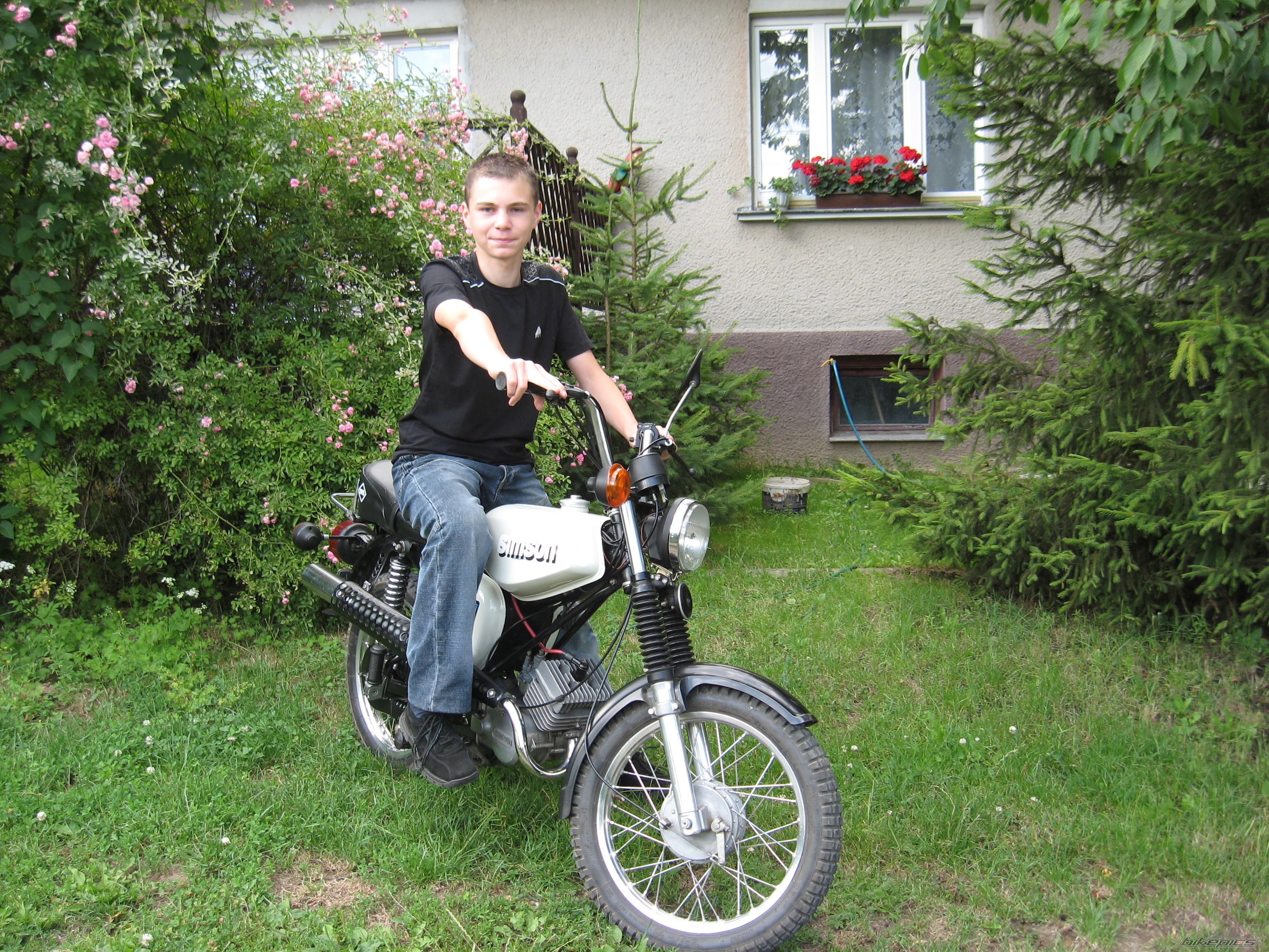 Photo 1347741