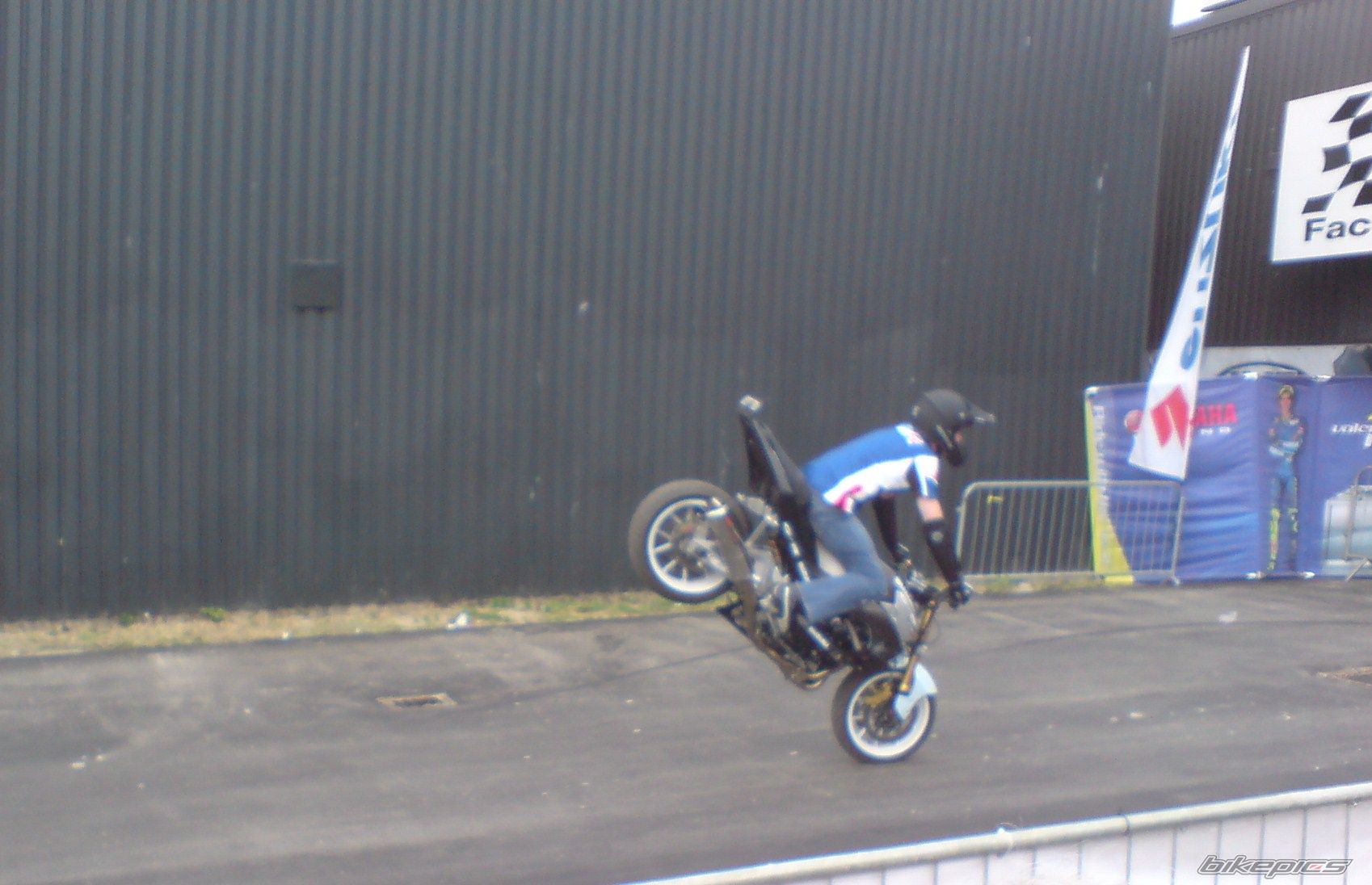 Photo 1347830