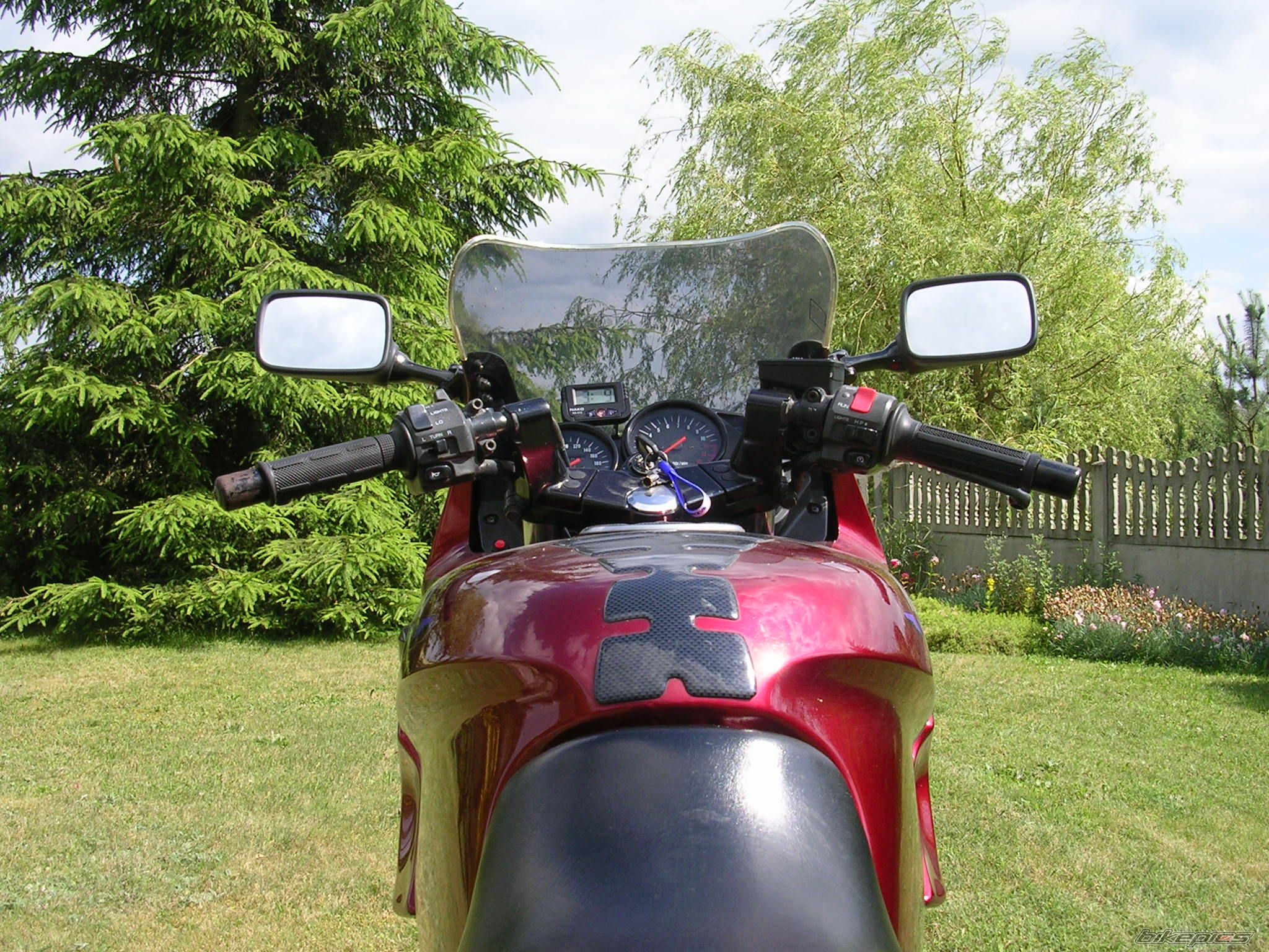 Photo 1347841