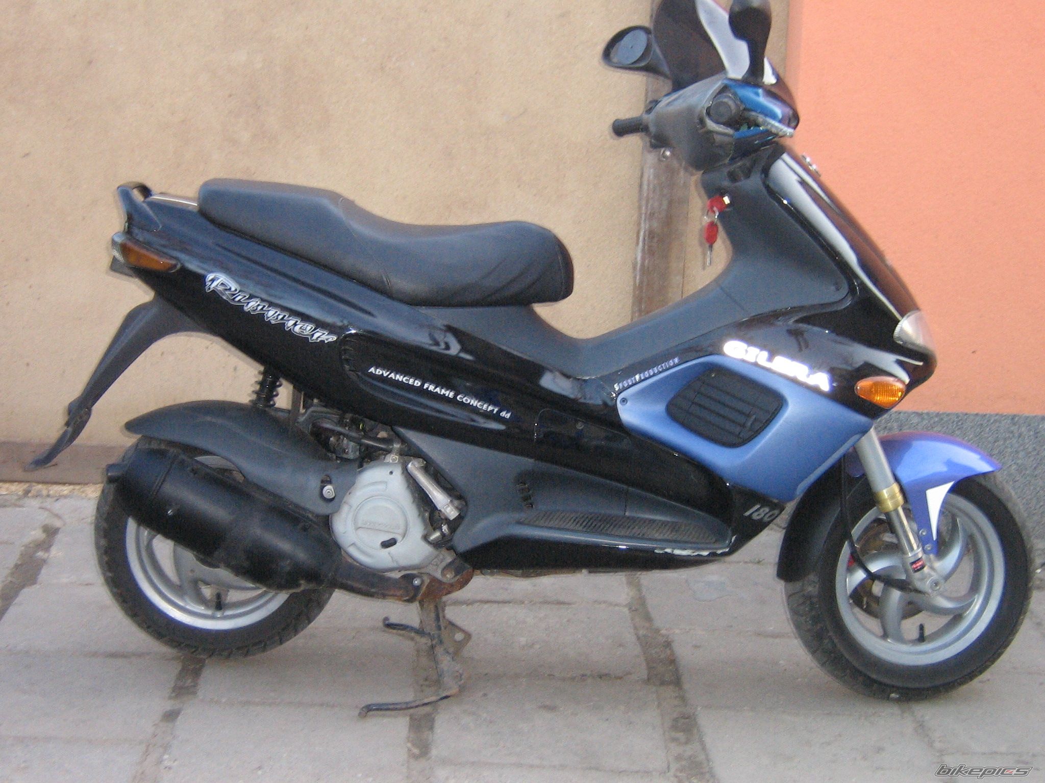Bike Photo 1347928