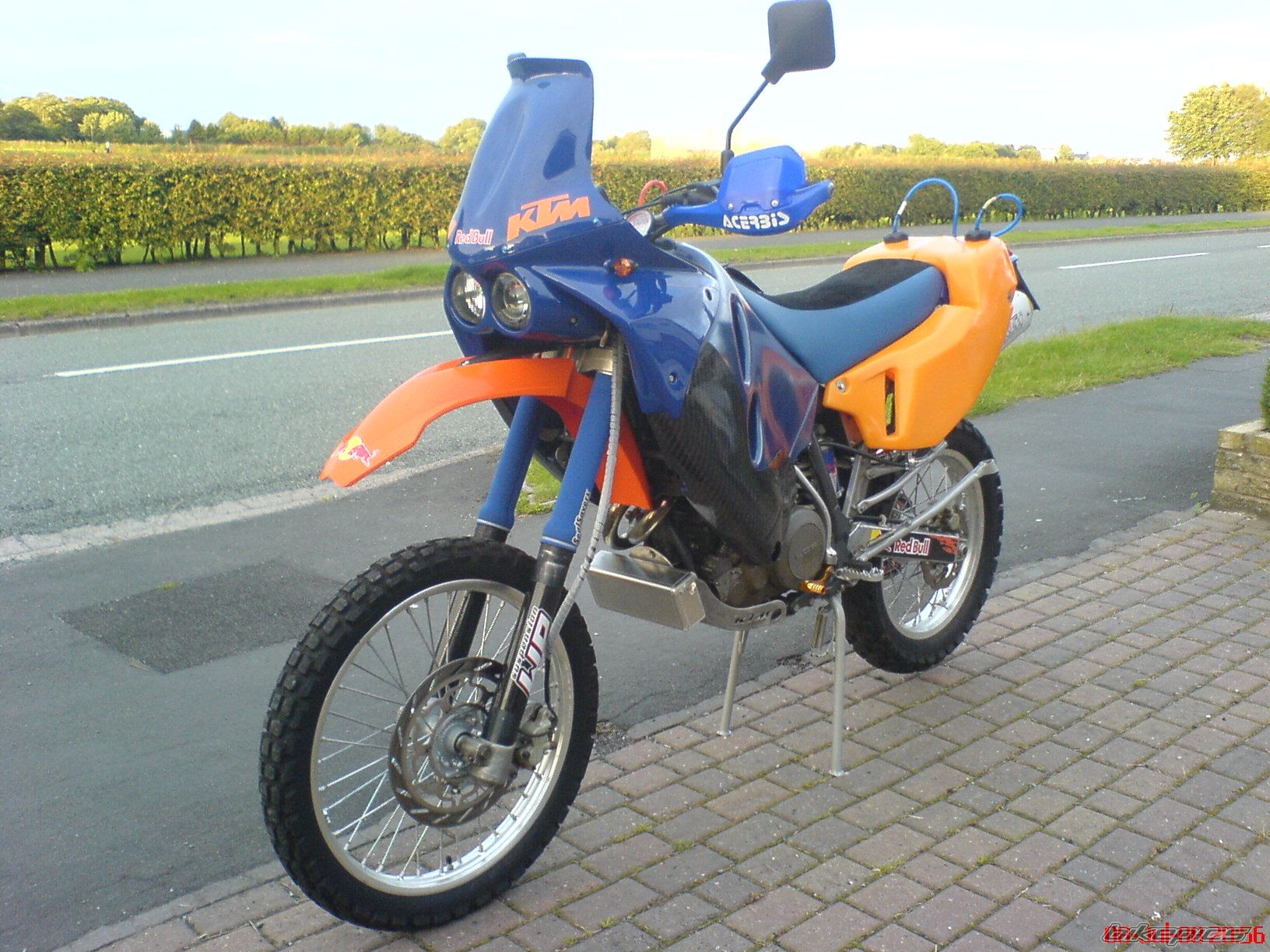 Photo 1347930