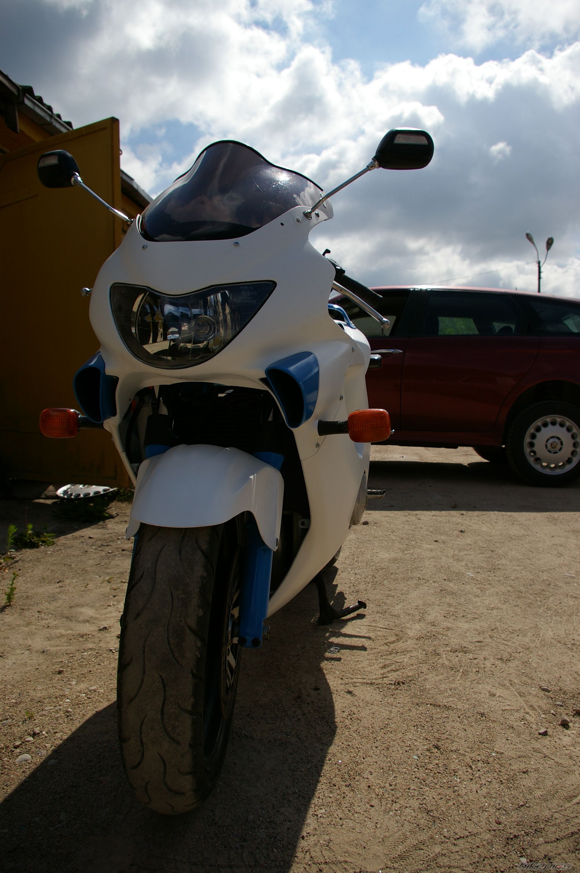 Photo 1348007