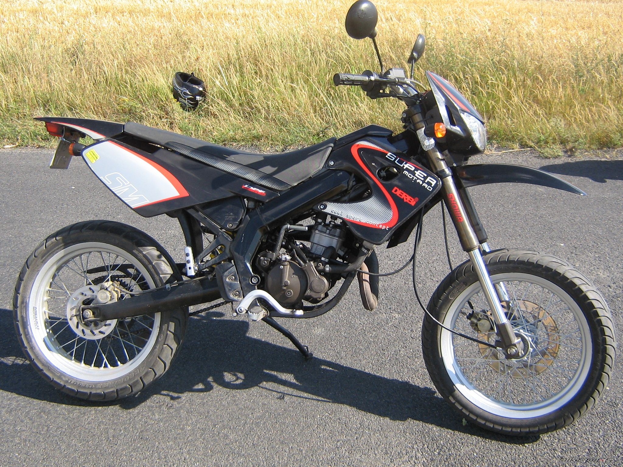 Bike Photo 1348045