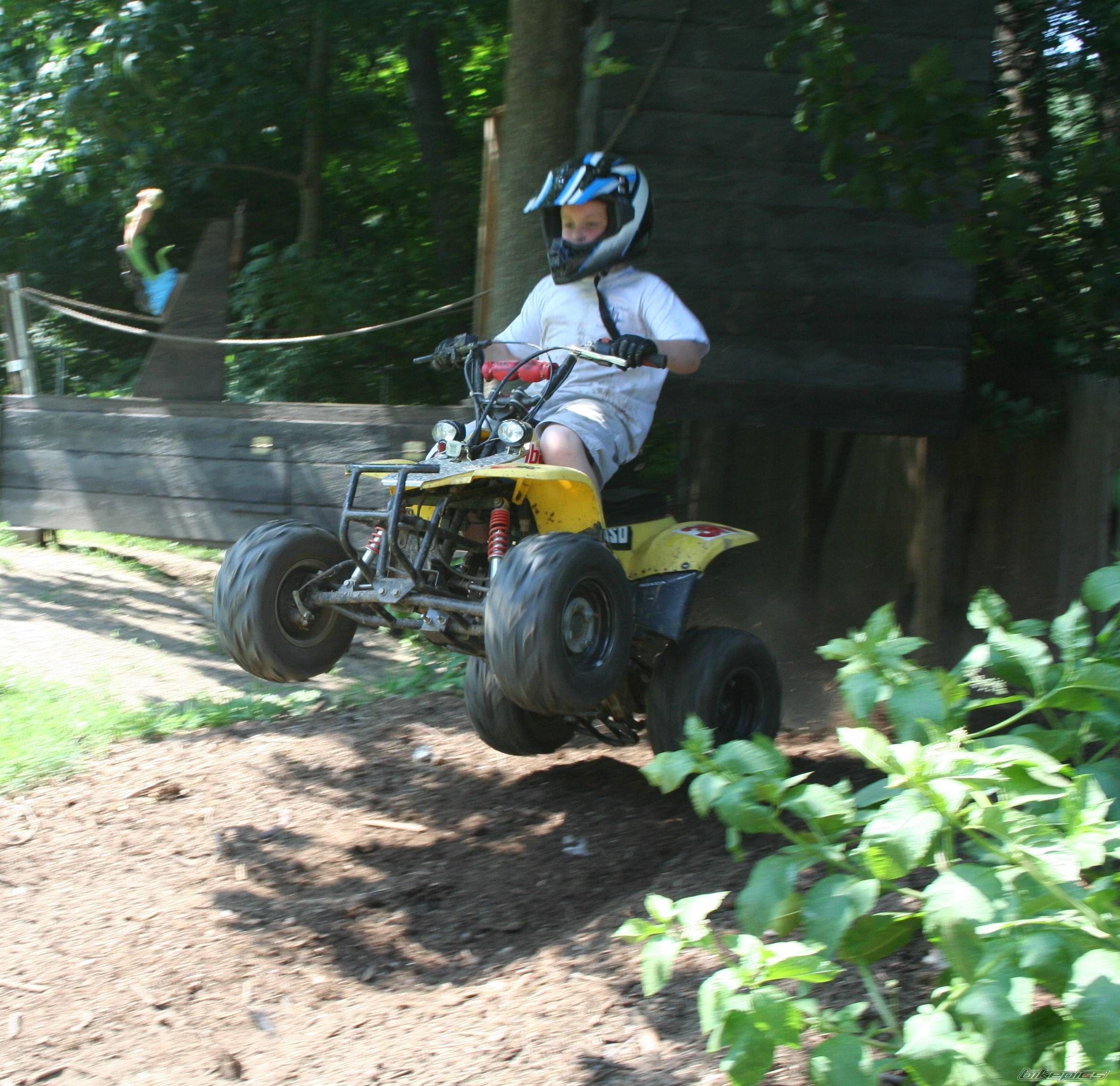 Photo 1348083