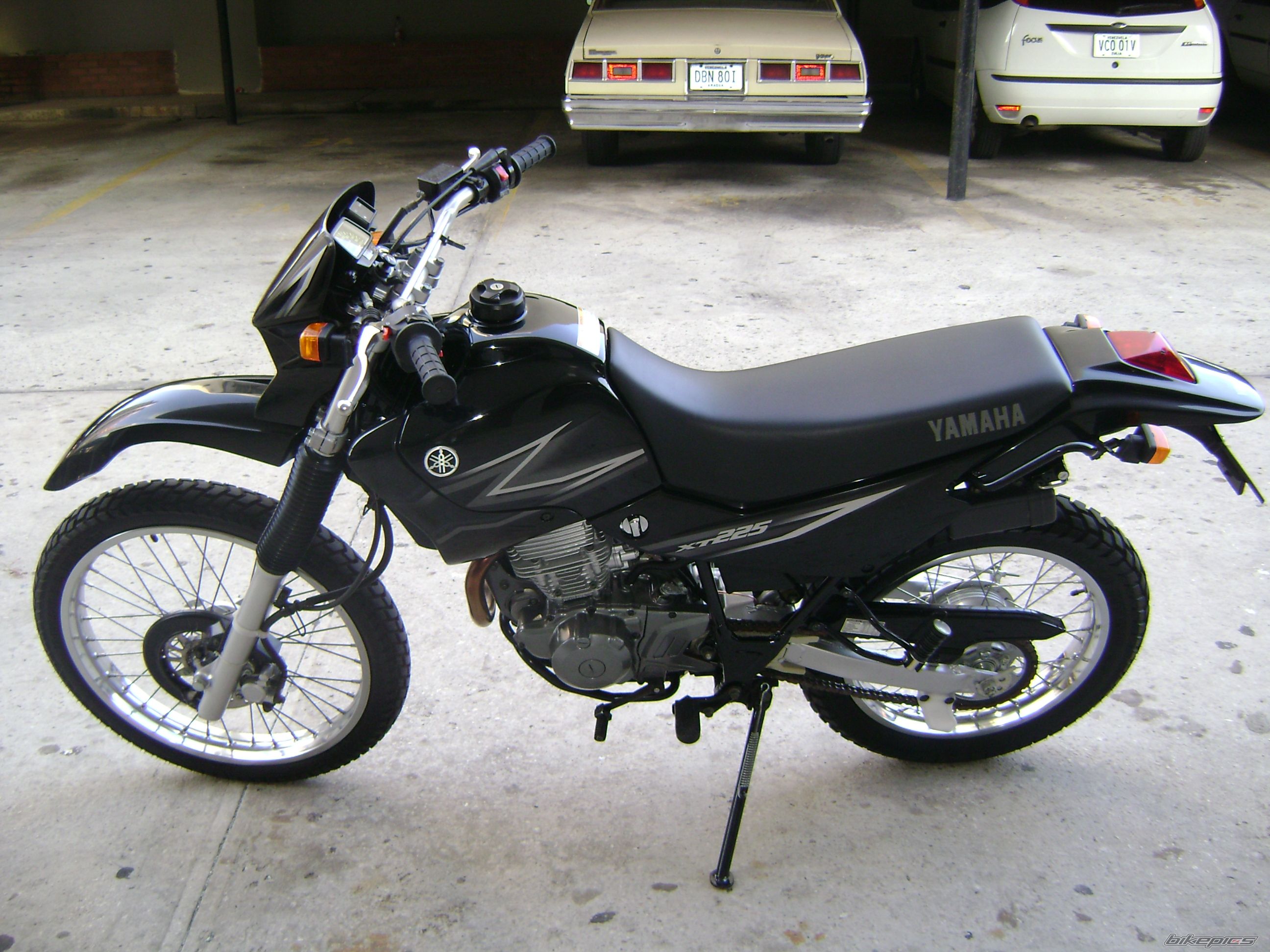 Photo 1348379