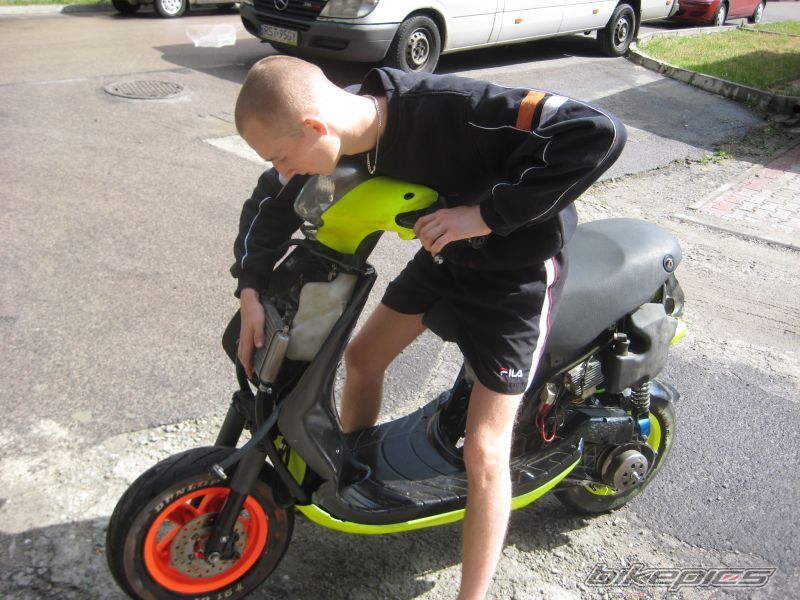 Photo 1348688