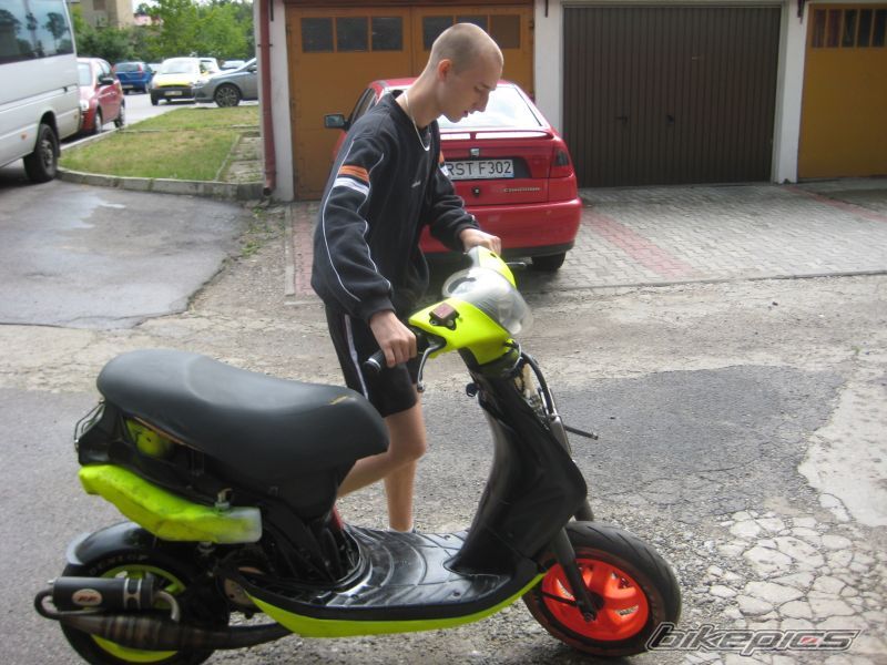 Photo 1348704
