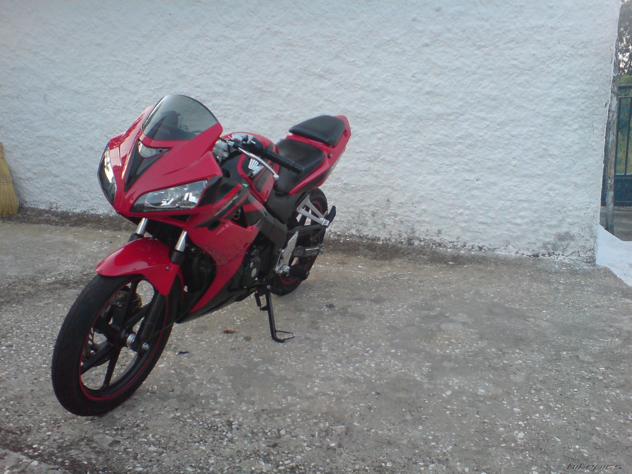 Photo 1348711