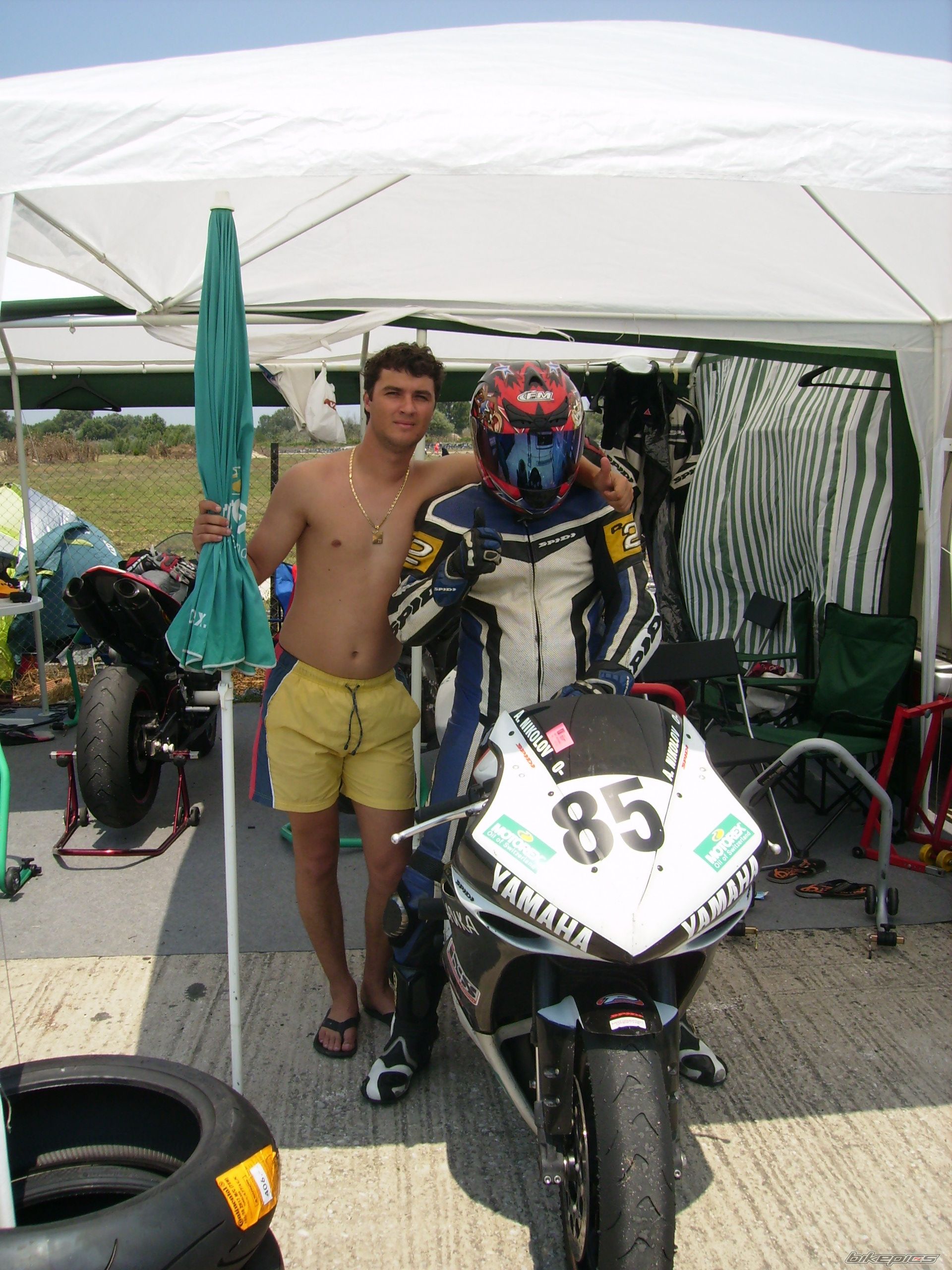 Photo 1348772