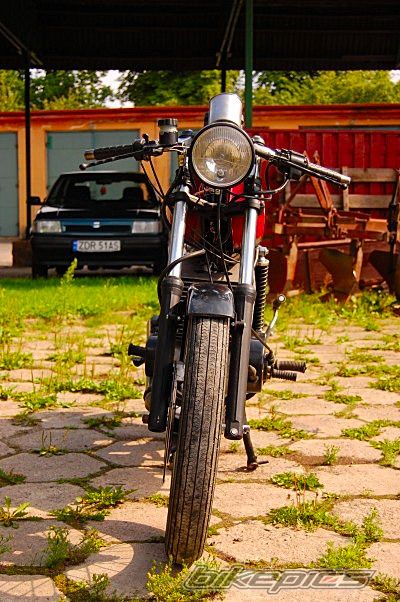 Photo 1348944