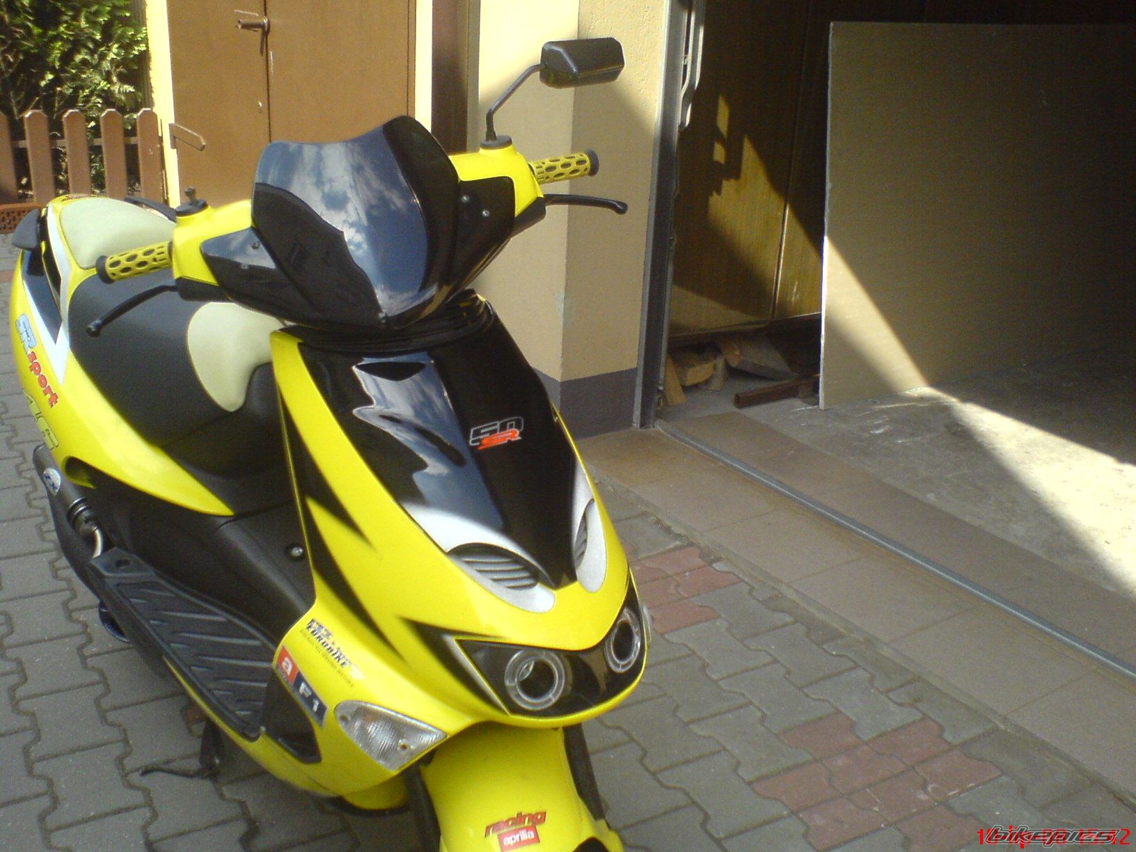 Photo 1348961