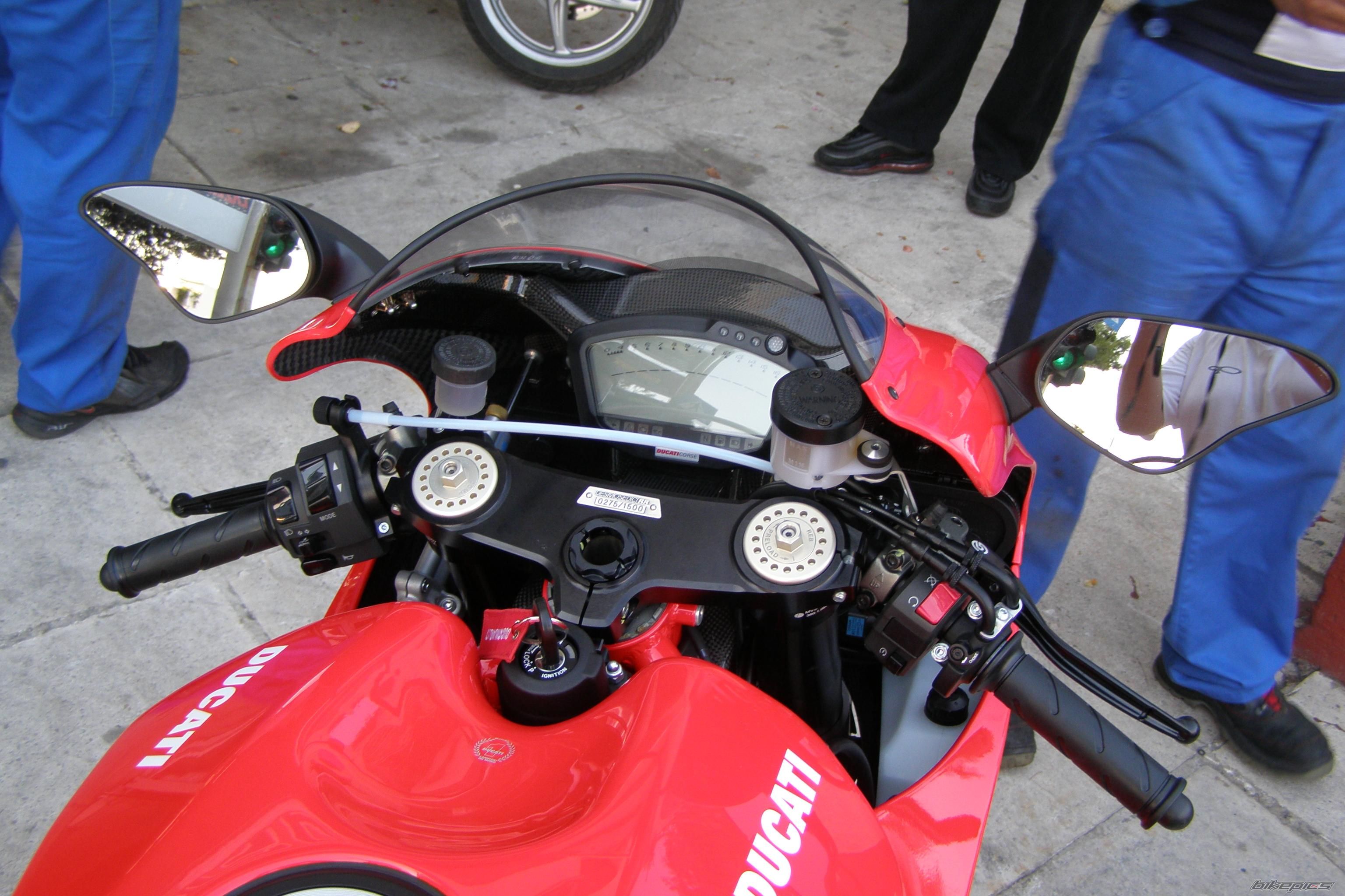 Photo 1348978