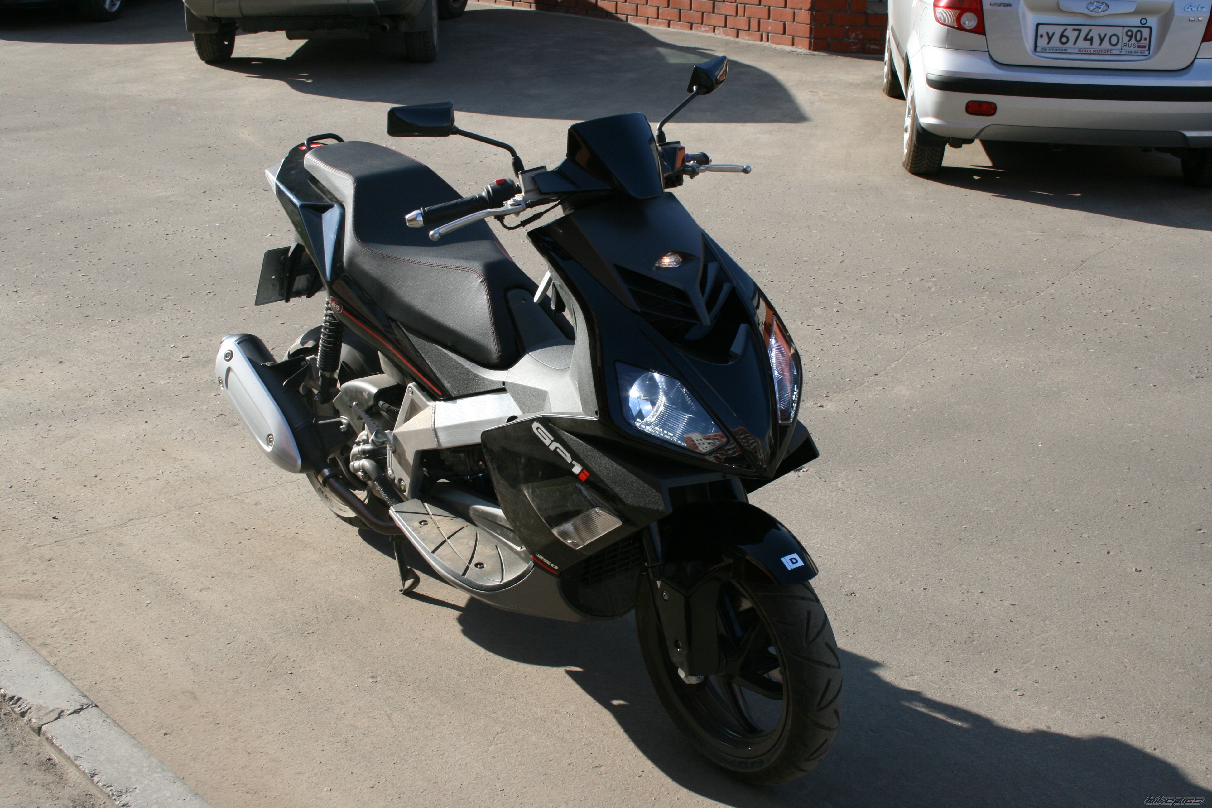 Photo 1348990