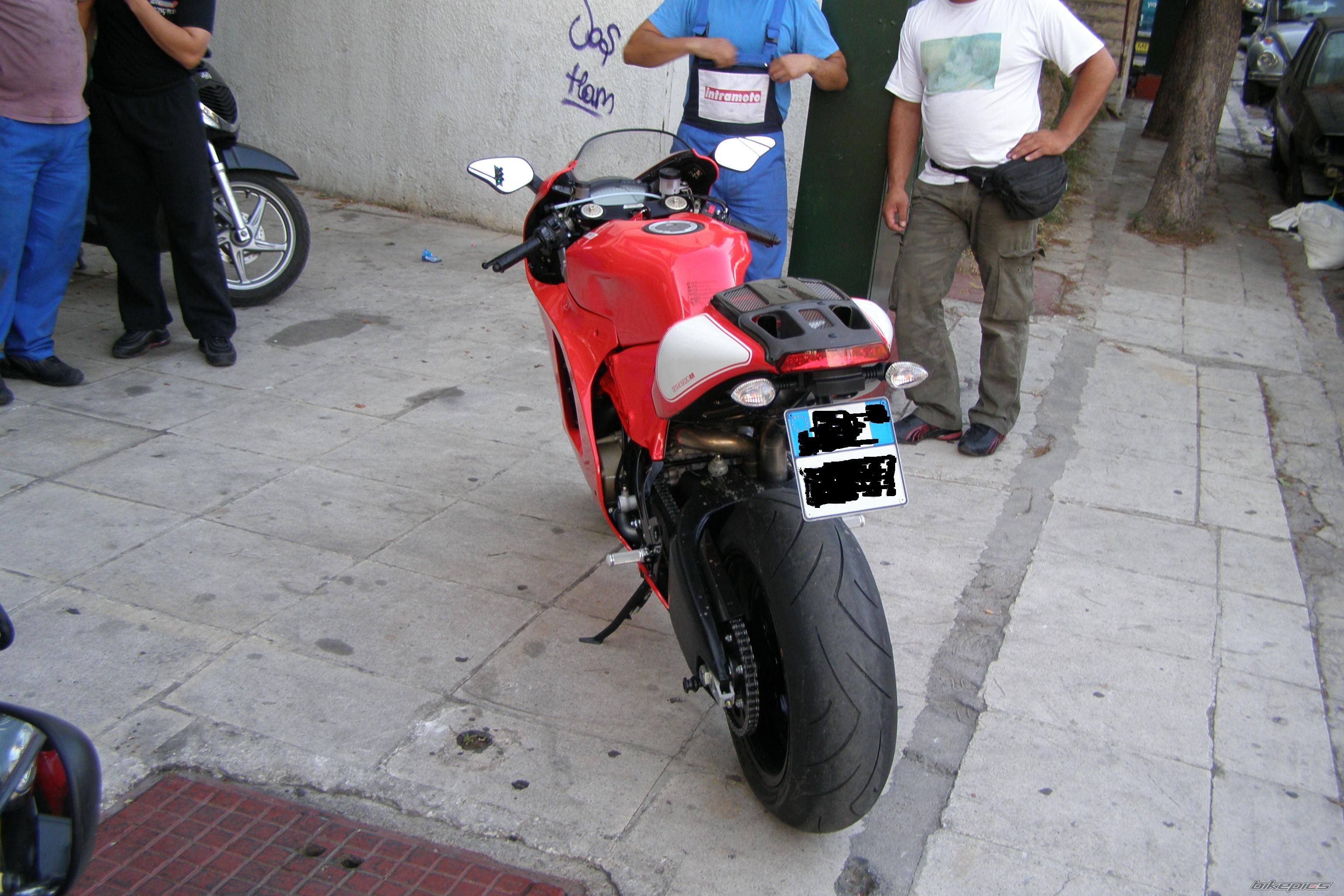 Photo 1348991