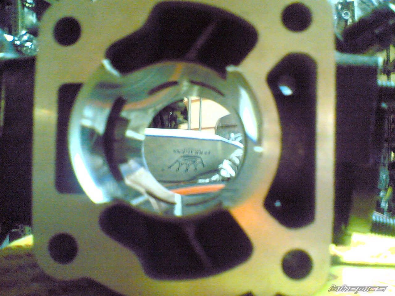 Photo 1349198