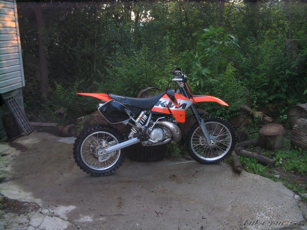 Photo 1349386