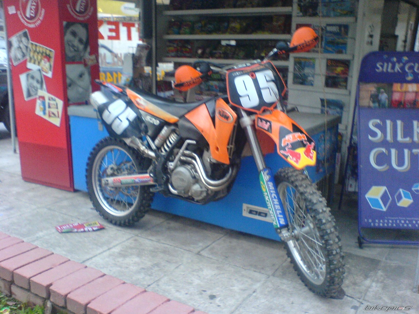 Photo 1349479